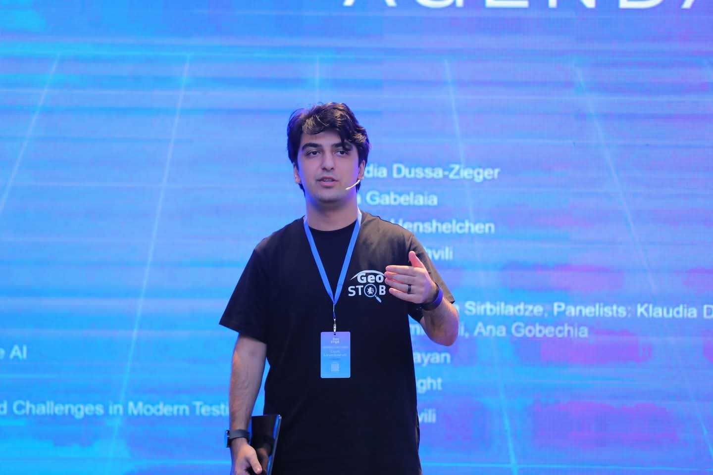 დავით მნათობიშვილი